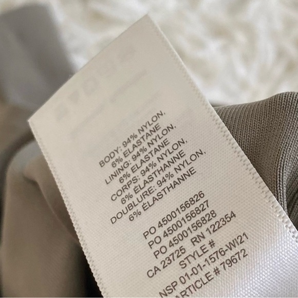 Aritzia Original Contour Crew Bodysuit Second-skin Crewneck Long Sleeve Small - Picture 4 of 7